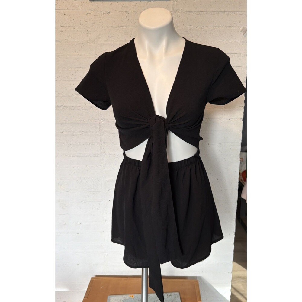 Boho Sporty Chic Grunge Night Out Princess Polly Ragnar Tie Front Romper Black 2 - Picture 3 of 8